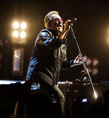 A Field Guide to Boston's Live-Music Rooms
